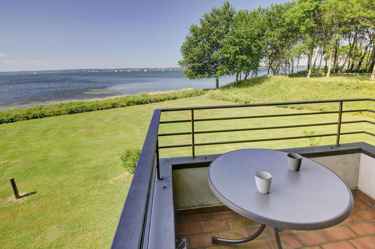 Fewo1846 - Fjordview - Komfortables Studioapartment Mit Balkon Und Meerblick Глюксбург Экстерьер фото