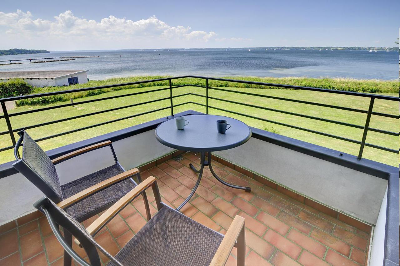 Fewo1846 - Fjordview - Komfortables Studioapartment Mit Balkon Und Meerblick Глюксбург Экстерьер фото